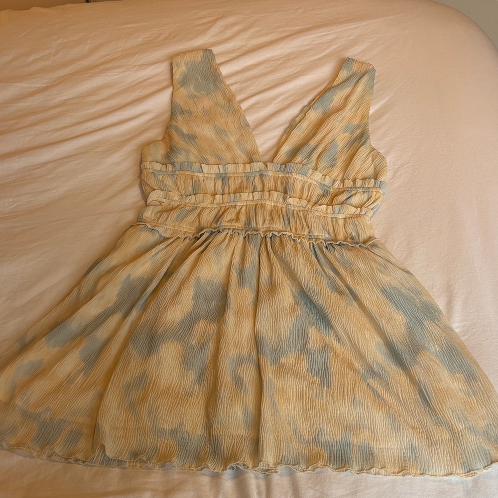 Elegant Sleeveless Cream and Blue Dress